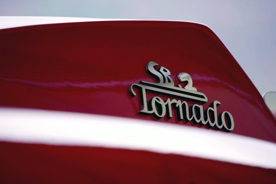 Логотип Sbarro SB2 Tornado 2005 года  (фото 20 из 34)